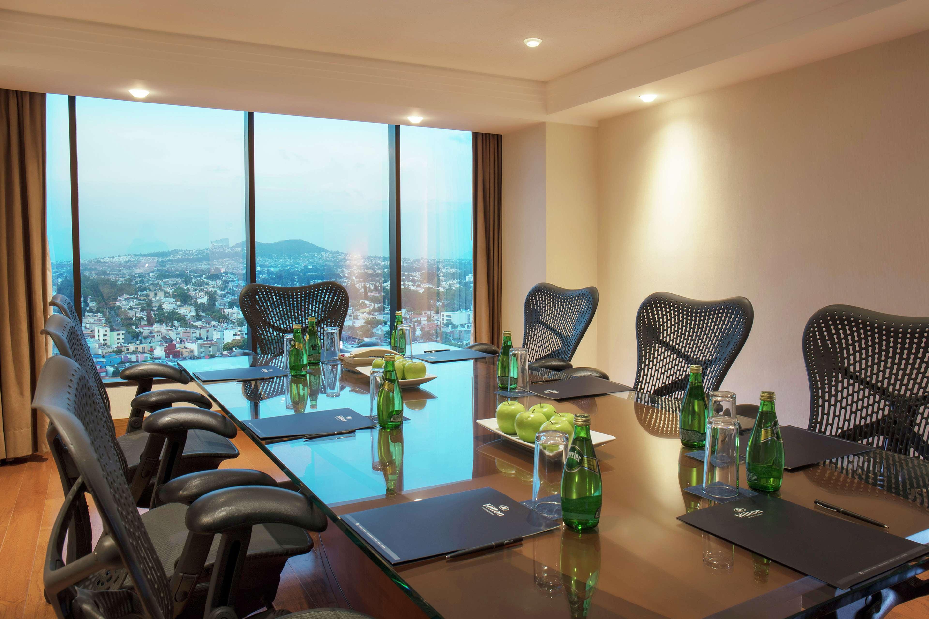 Barcelo Guadalajara Hotell Eksteriør bilde Meeting room