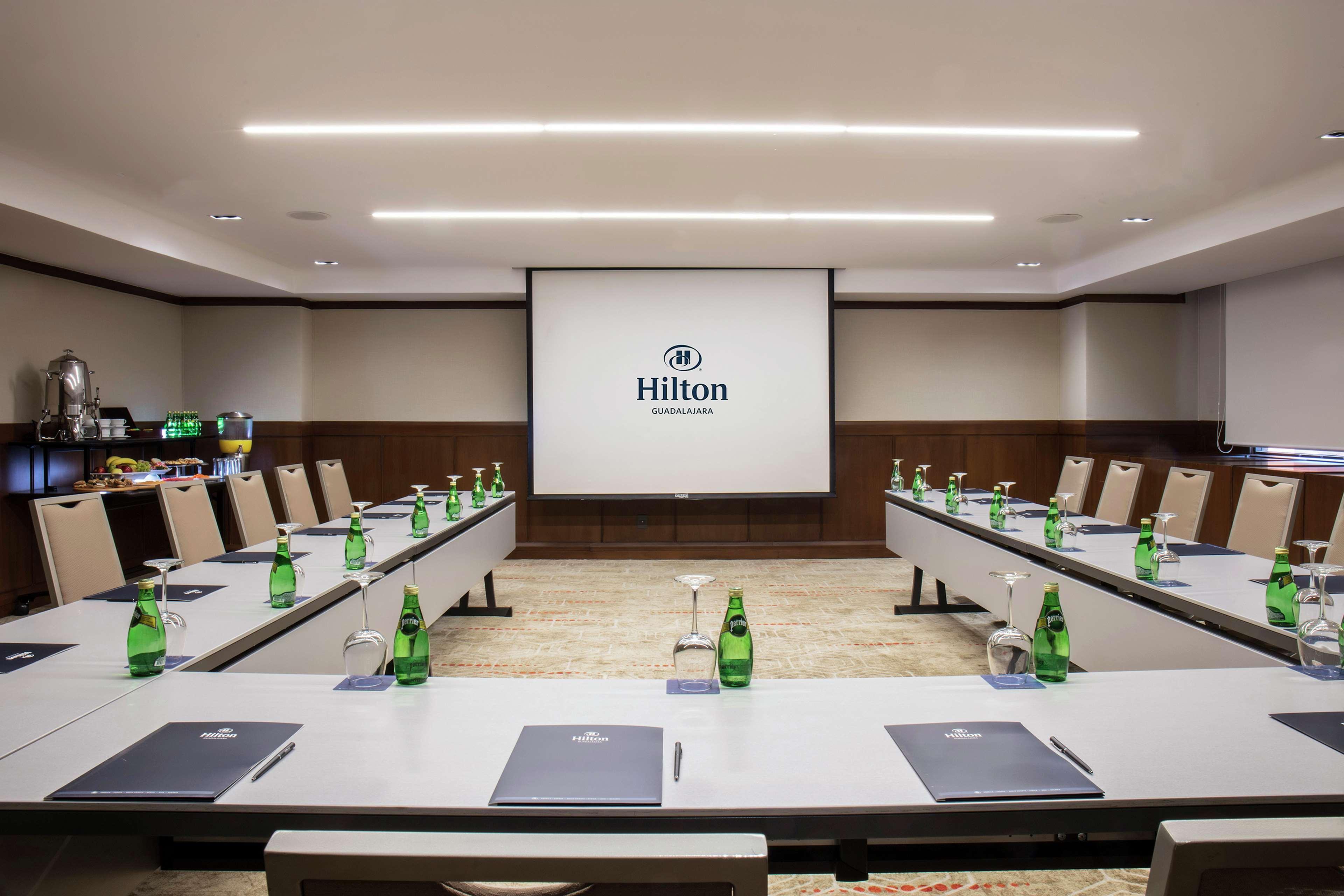 Barcelo Guadalajara Hotell Eksteriør bilde Meeting room